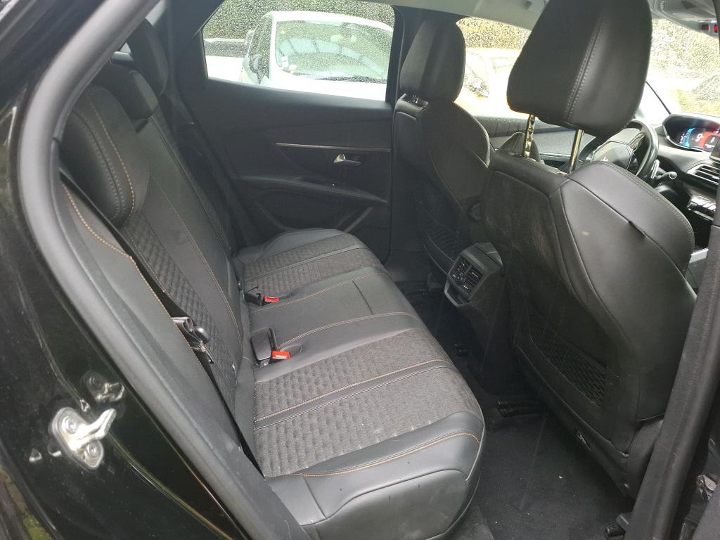 Peugeot 3008 Hybrid 225 e-EAT8 Roadtrip 2021