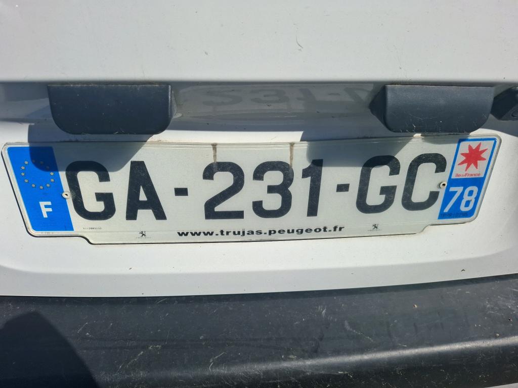 Peugeot PARTNER FOURGON STANDARD 650 KG BLUEHDI 100 S&S BVM5 PREMIUM 2021