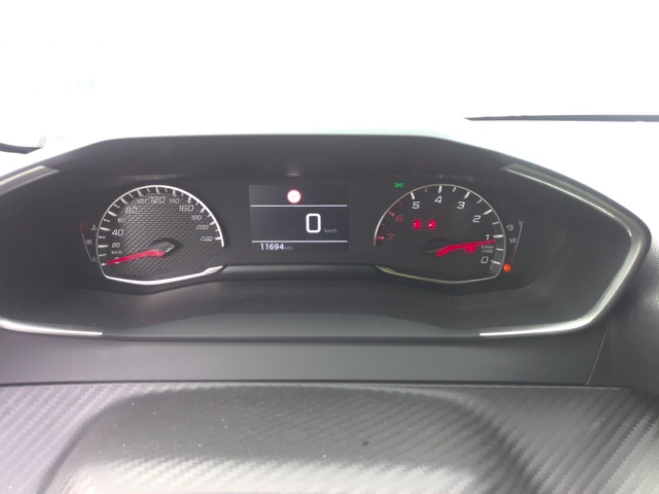Foto Peugeot 208 5