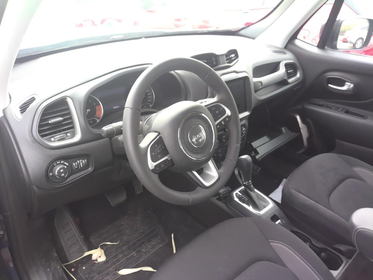 Foto Jeep Renegade 4