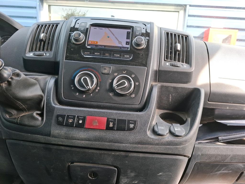 Peugeot BOXER TOLE 335 L2H2 BLUEHDI 120 S&S ASPHALT 2020