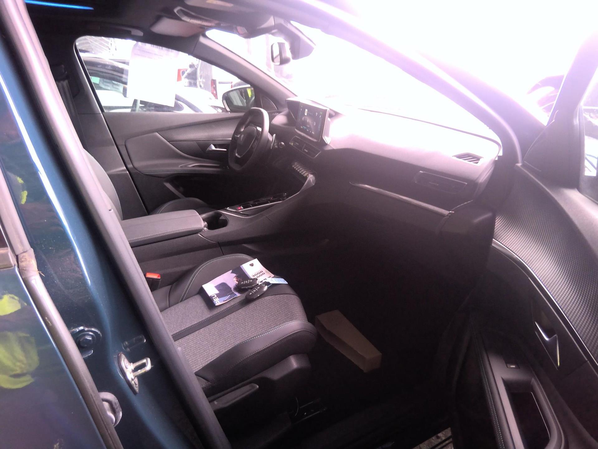 Peugeot 3008 Hybrid 180 e-EAT8 Allure Pack 2024