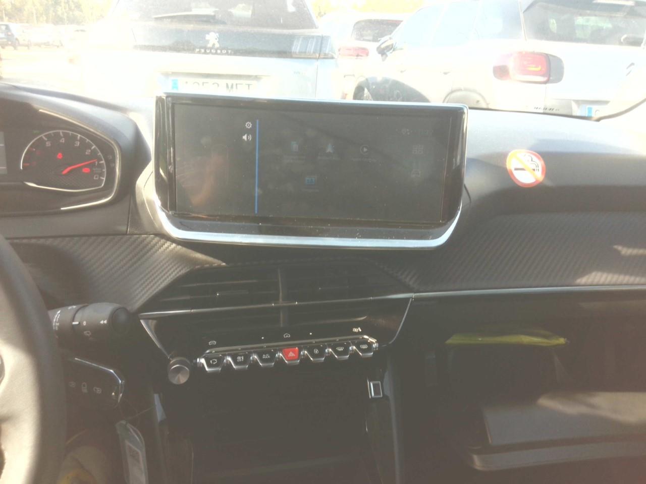Foto Peugeot 208 9