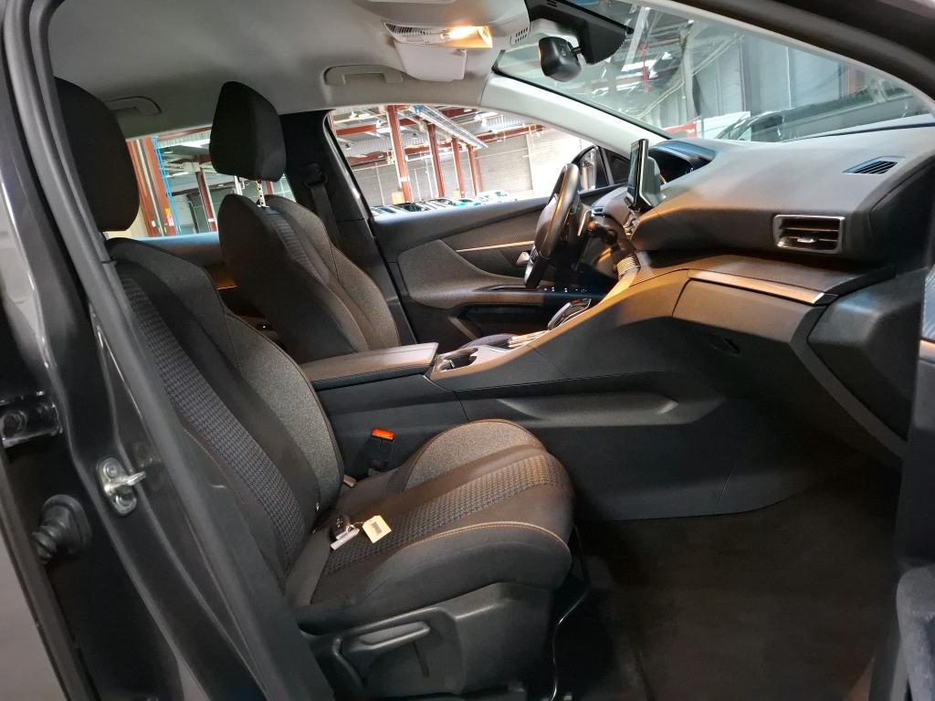 Peugeot 3008 PureTech 130ch S&S EAT8 Active Pack 2022