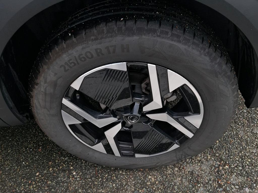 Peugeot 2008 Hybrid 145 ch e-DCS6 Allure 2025