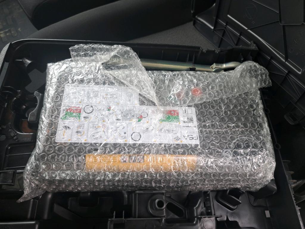 Peugeot EXPERT FGN TOLE M BLUEHDI 120 S&S BVM6 2023