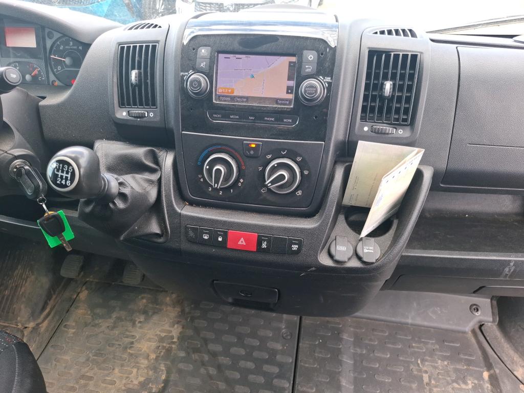 Peugeot BOXER TOLE 333 L2H2 BLUEHDI 140 S&S ASPHALT 2021