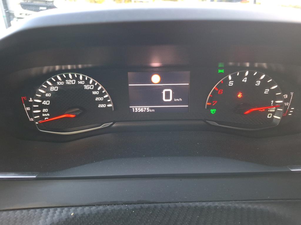 Peugeot 2008 BlueHDi 110 S&S BVM6 Active Pack 2022