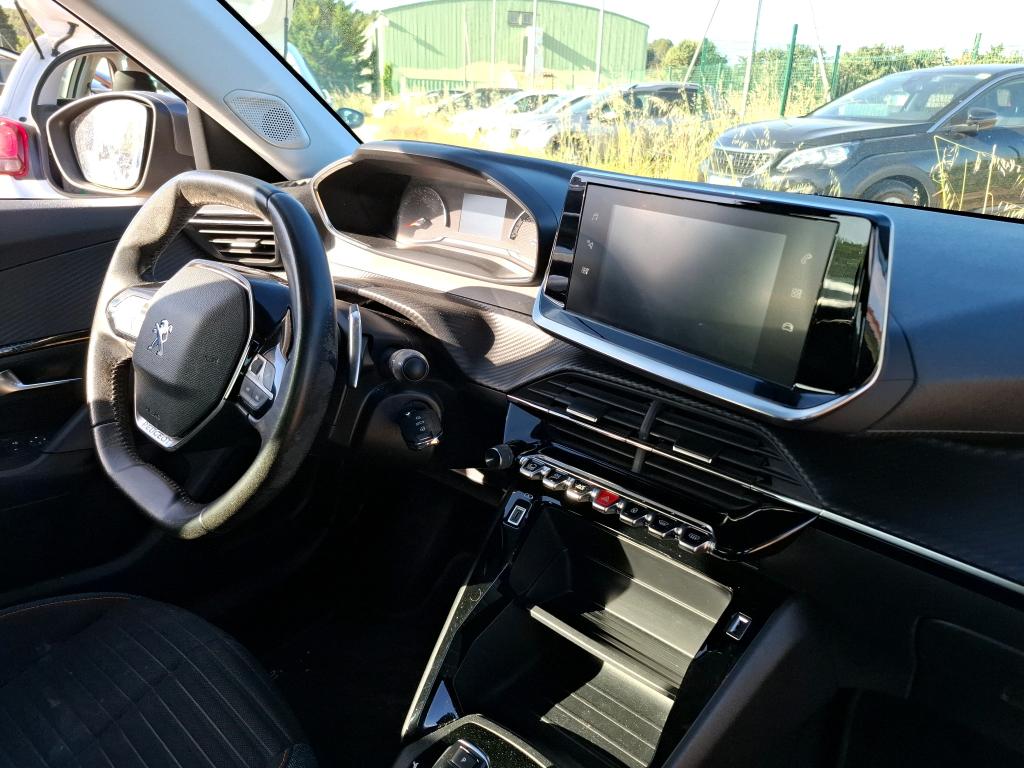 Peugeot 2008 BlueHDi 130 S&S EAT8 Active Business 2021