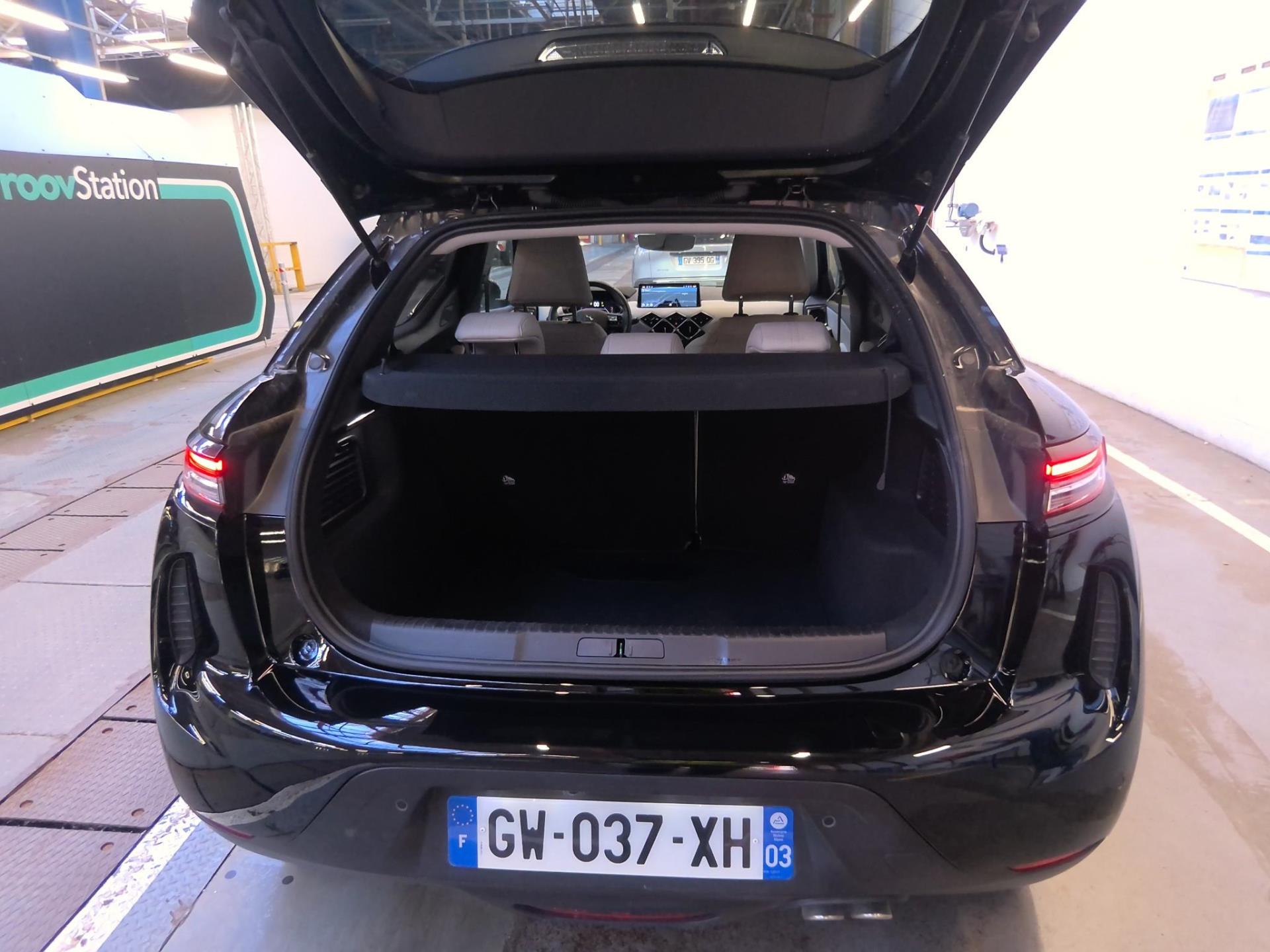 DS DS 3 PureTech 130 EAT8 Esprit de Voyage 2024