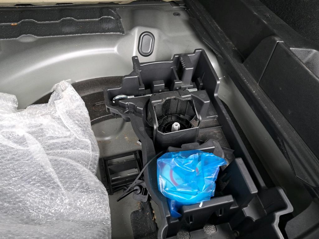 DS DS7 Crossback BlueHDi 130 EAT8 Performance Line+ 2022
