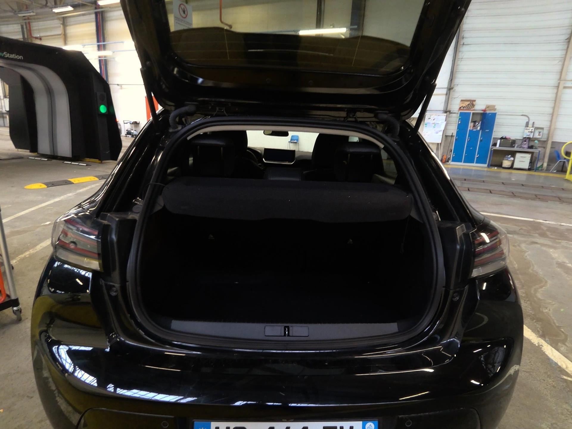 Peugeot 208 Hybrid 100 e-DCS6 Allure 2025