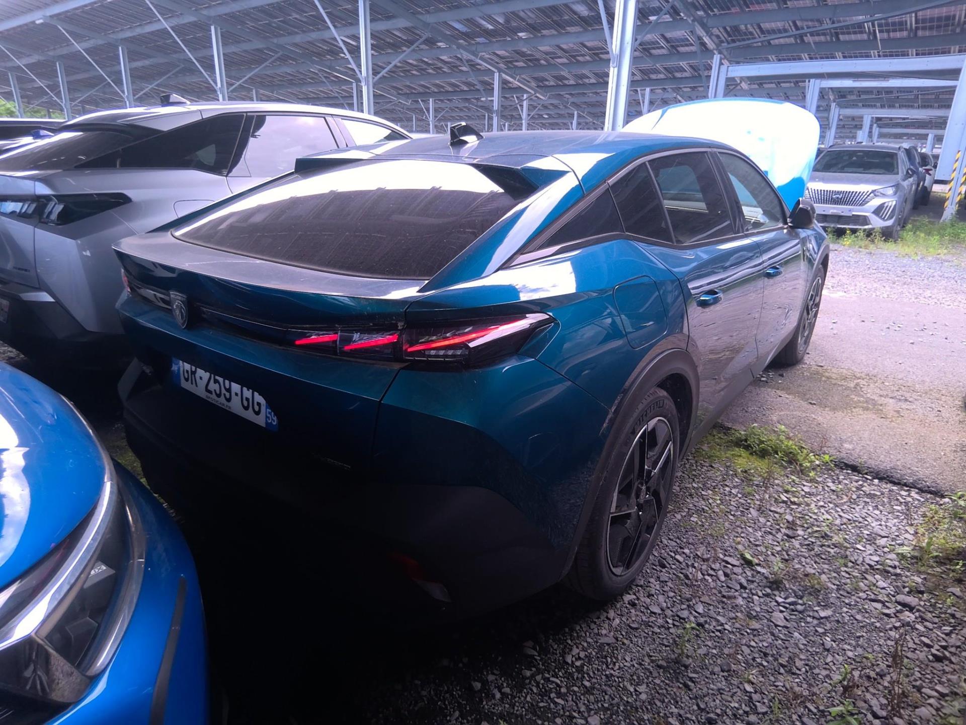 Peugeot 408 PHEV 225 e-EAT8 GT 2023