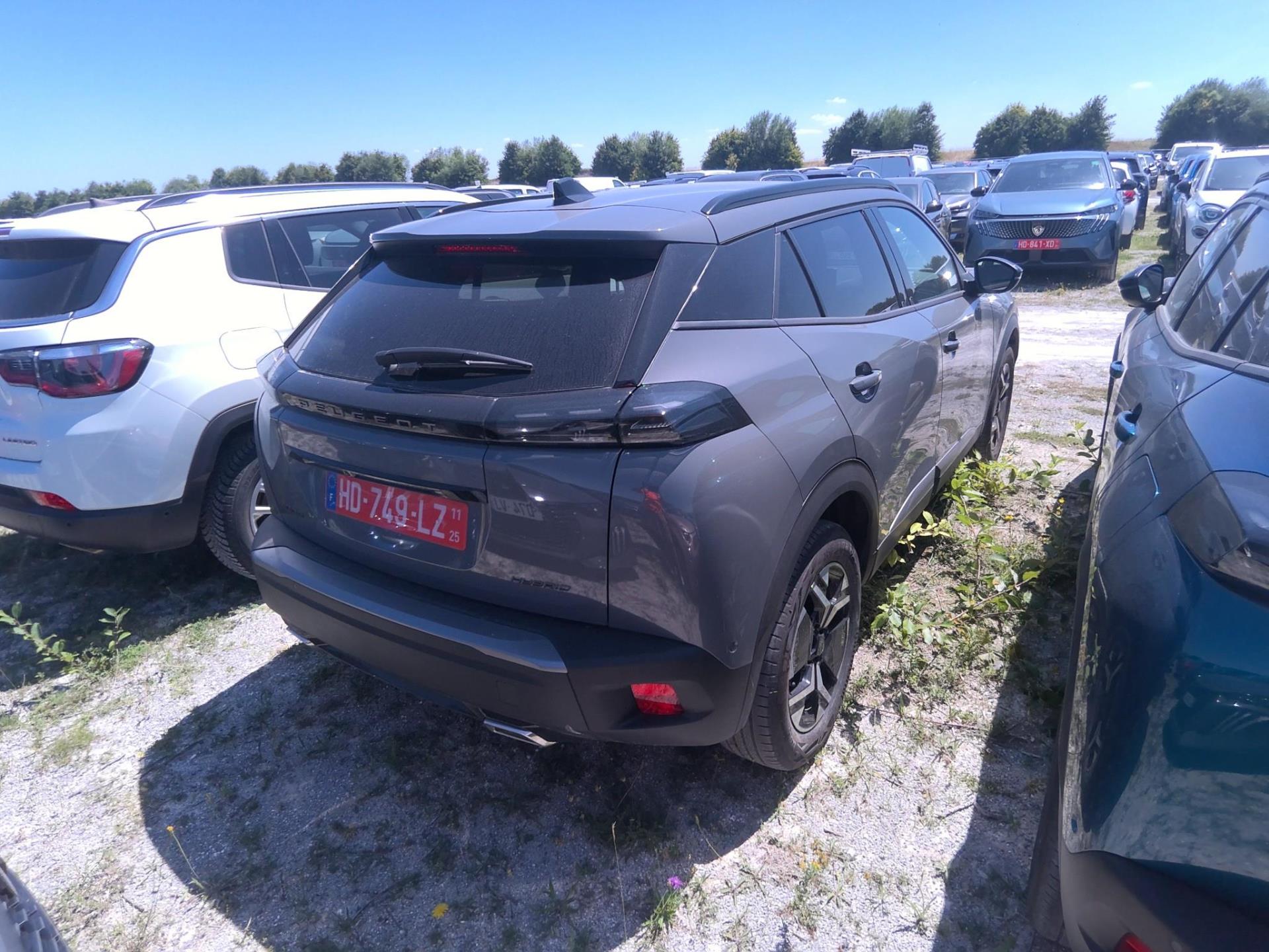 Peugeot 2008 Hybrid 145 e-DCS6 Allure 2025