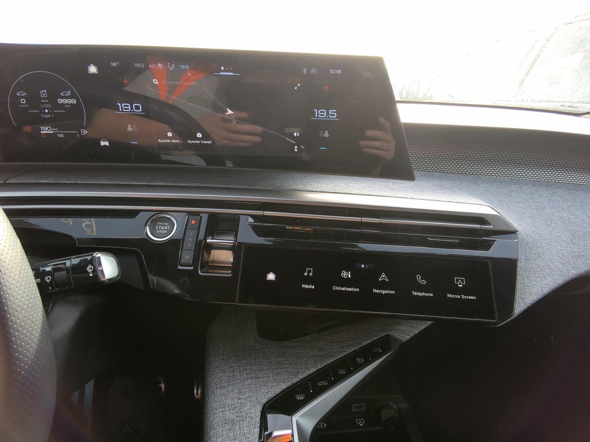 Peugeot 3008 Hybrid 145 e-DCS6 GT 2025