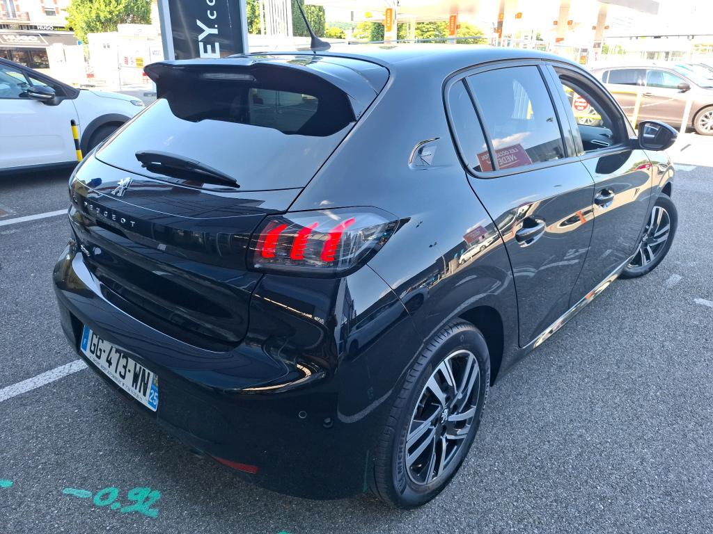 Peugeot 208 PureTech 100 S&S EAT8 Roadtrip 2022