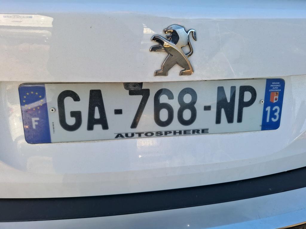 Peugeot 2008 PureTech 130 S&S EAT8 Allure Business 2021