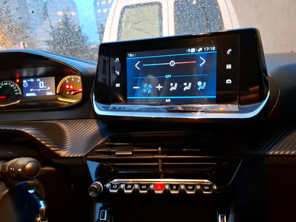 Peugeot 208 BLUEHDI 100 S&S BVM6 PREMIUM PACK 2021