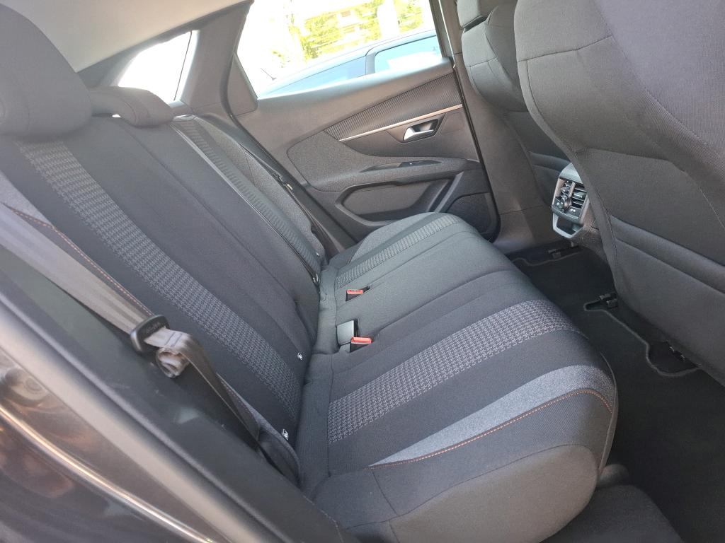 Peugeot 3008 BlueHDi 130ch S&S EAT8 Active Pack 2022