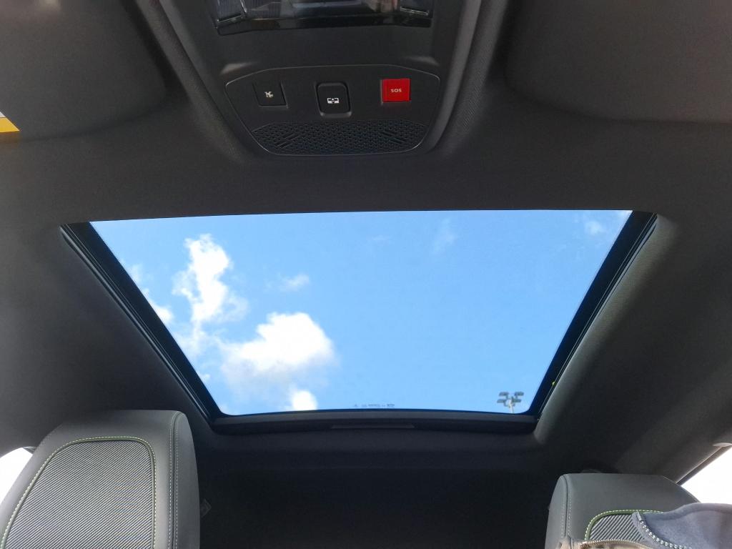 Peugeot 2008 PureTech 130 S&S EAT8 GT 2022