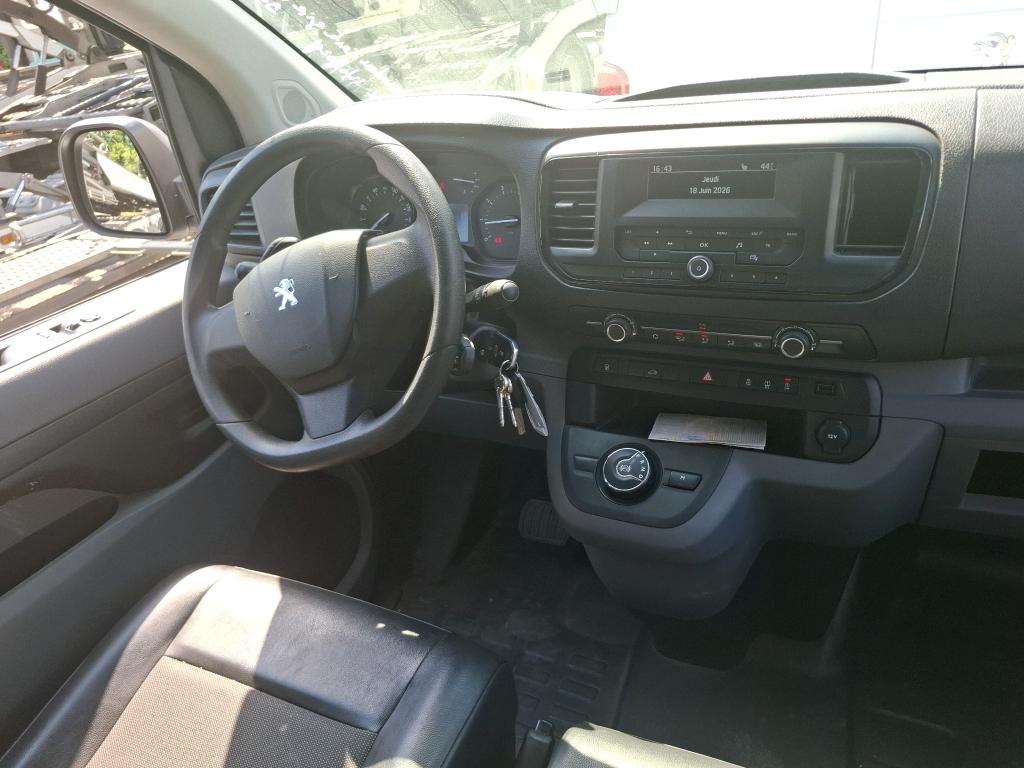 Peugeot EXPERT FGN TOLE STANDARD BLUEHDI 120 S&S EAT8 PREMIUM 2021