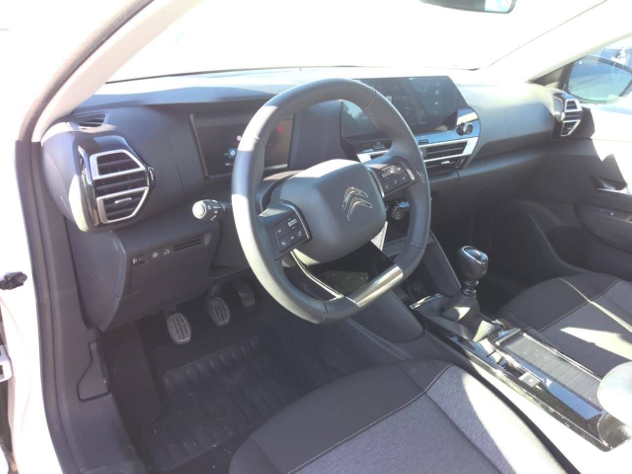 Foto Citroën C4 X 3