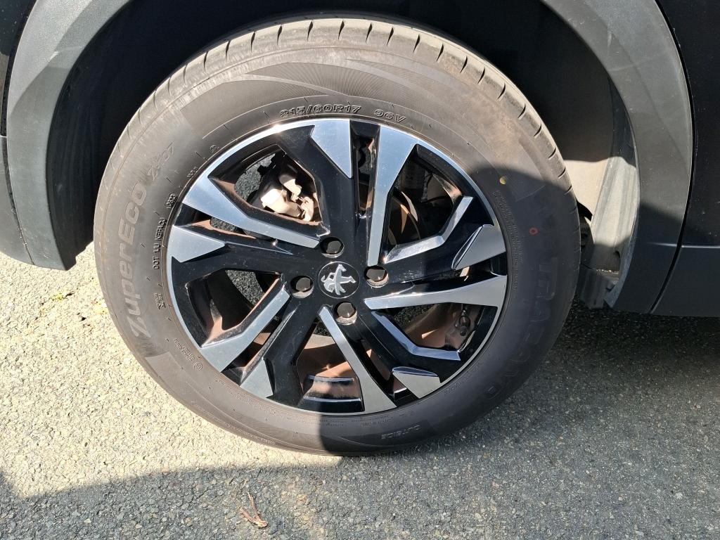 Peugeot 2008 BlueHDi 130 S&S EAT8 Allure Pack 2022