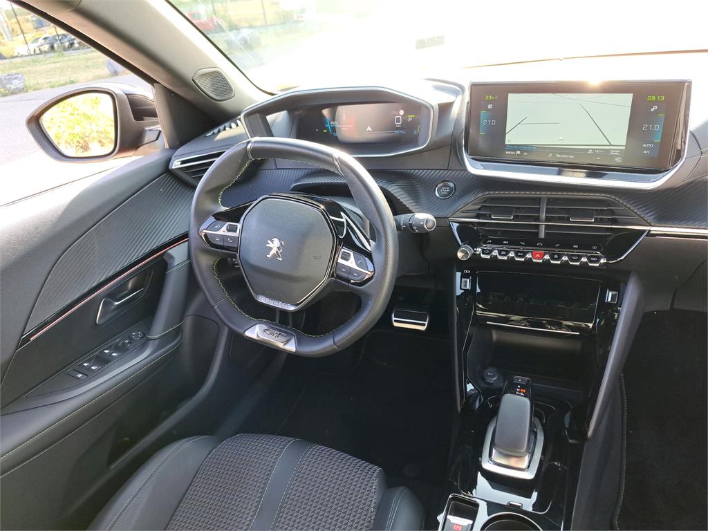 Peugeot 2008 Electrique 136 ch GT 2021