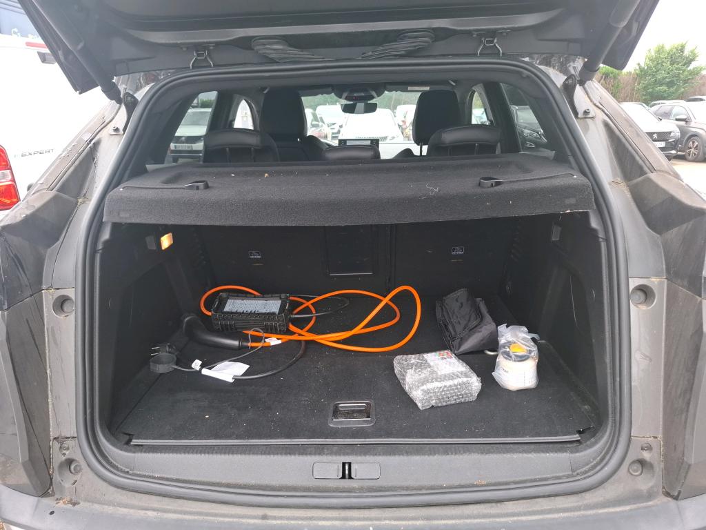 Peugeot 3008 Hybrid4 300 e-EAT8 GT Pack 2021