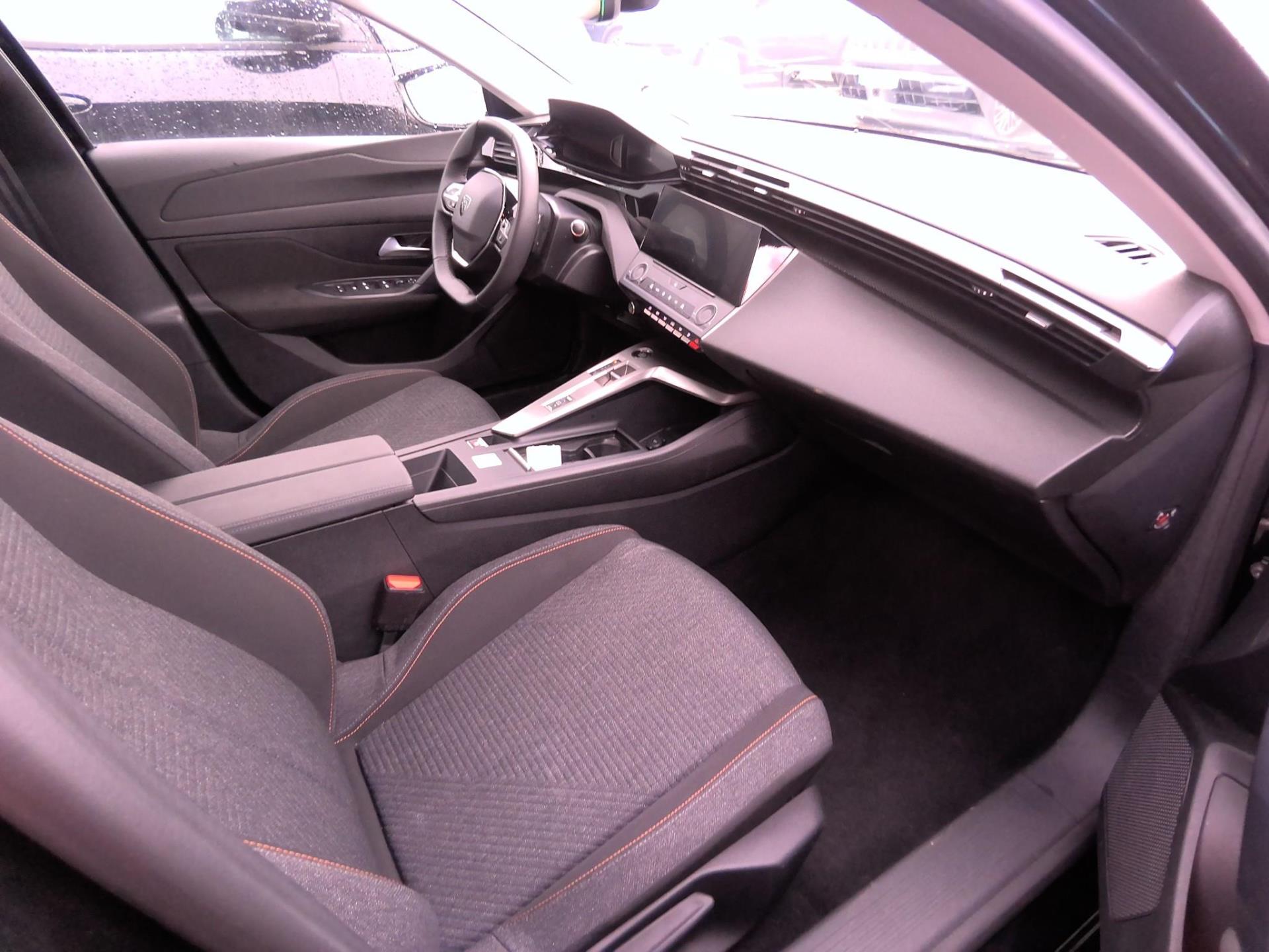 Peugeot 308 SW Hybrid 145 e-DCS6 Style 2025