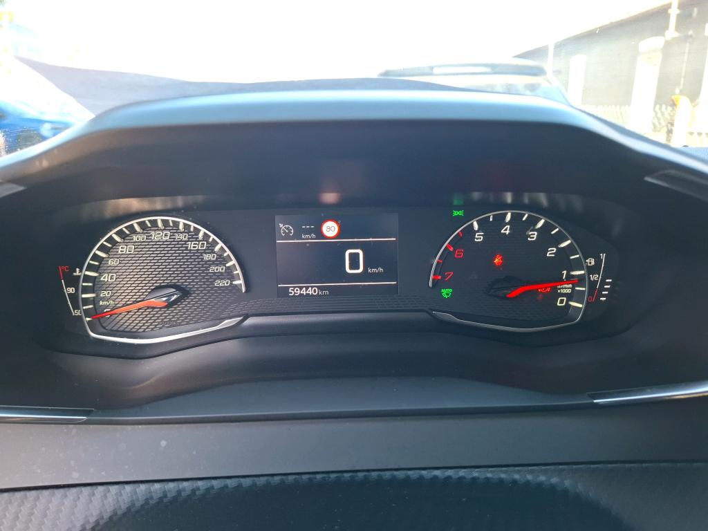 Peugeot 2008 BlueHDi 110 S&S BVM6 Active Pack 2022
