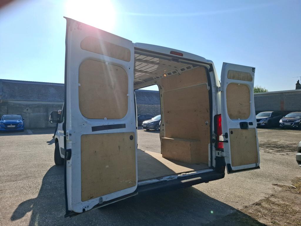 Peugeot BOXER TOLE 330 L2H2 BLUEHDI 120 S&S PREMIUM 2021