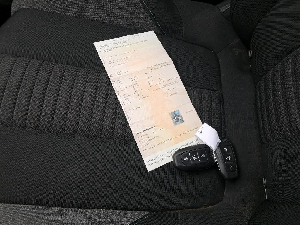 Peugeot 3008 BlueHDi 130ch S&S EAT8 Active Pack 2023