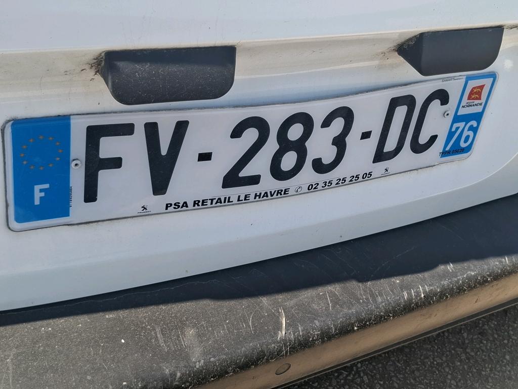 Peugeot PARTNER FOURGON STANDARD 650 KG BLUEHDI 75 BVM5 PREMIUM 2020