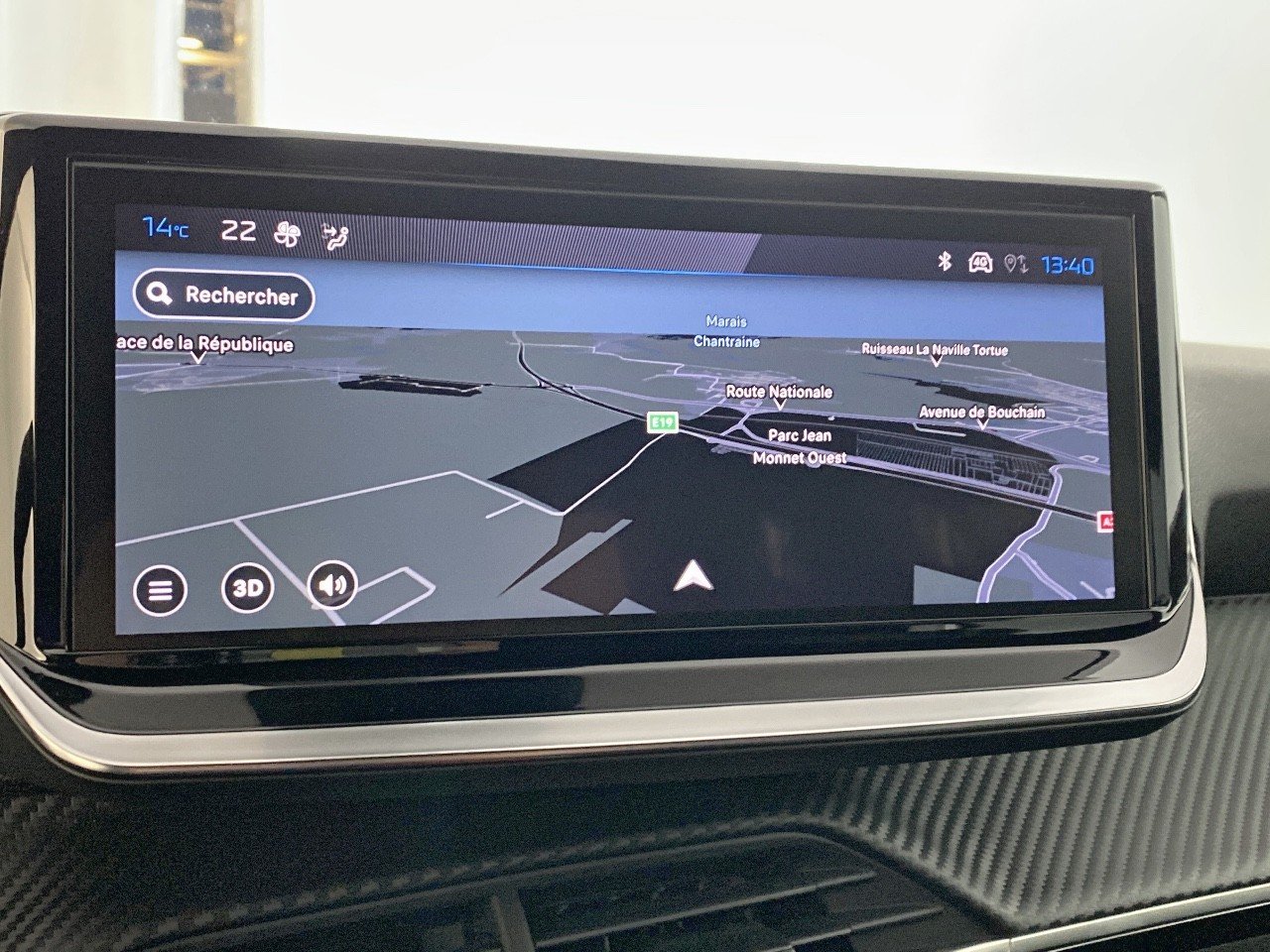 Peugeot 2008 Hybrid 136 e-DCS6 Allure 2024