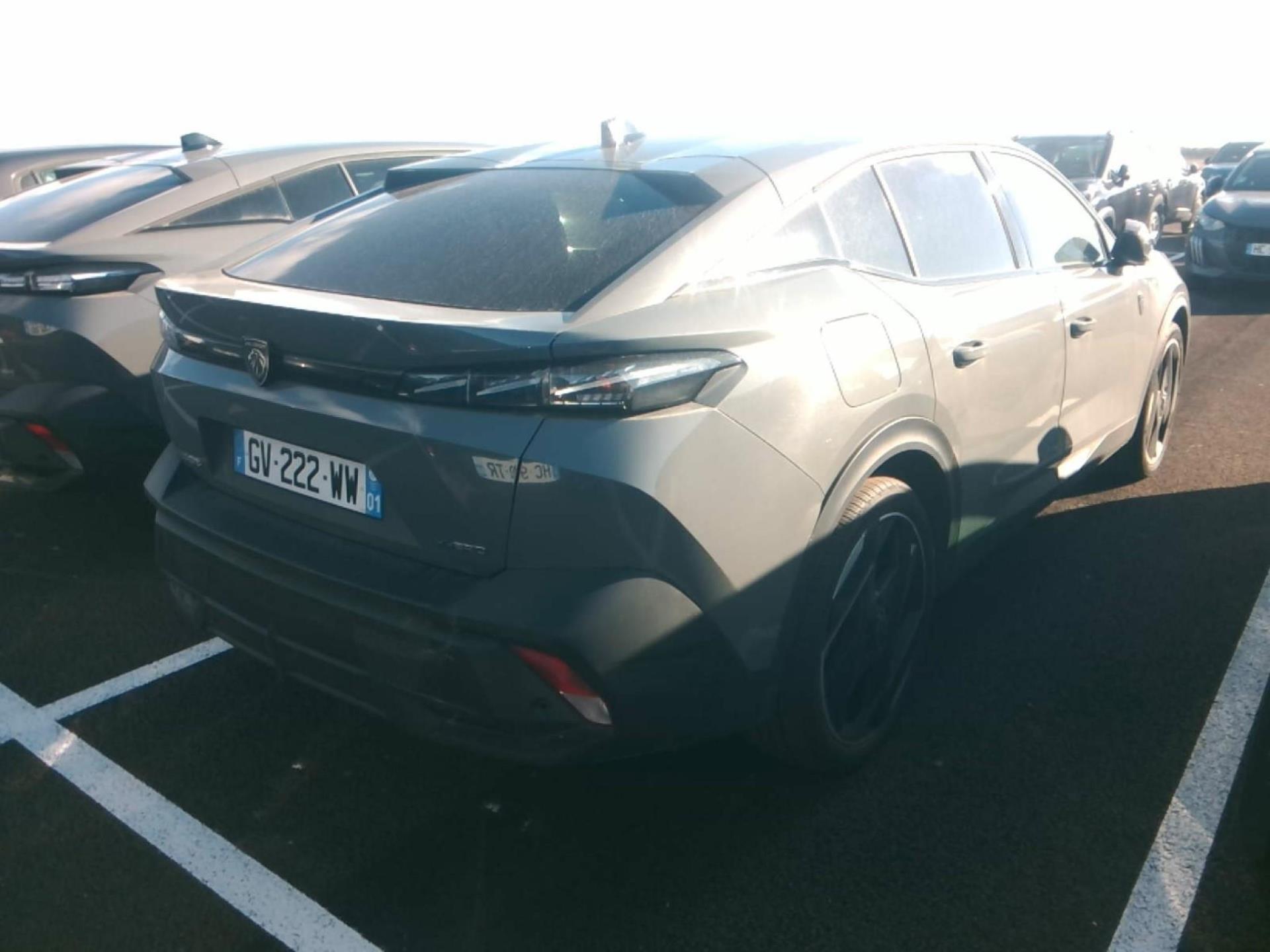 Peugeot 408 PHEV 180 e-EAT8 GT 2024