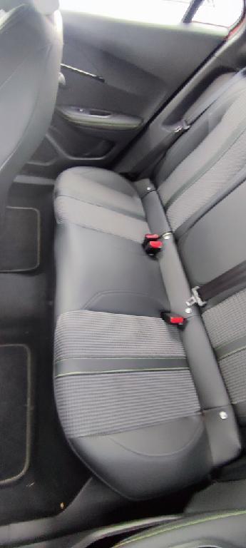 Foto Peugeot 2008 9