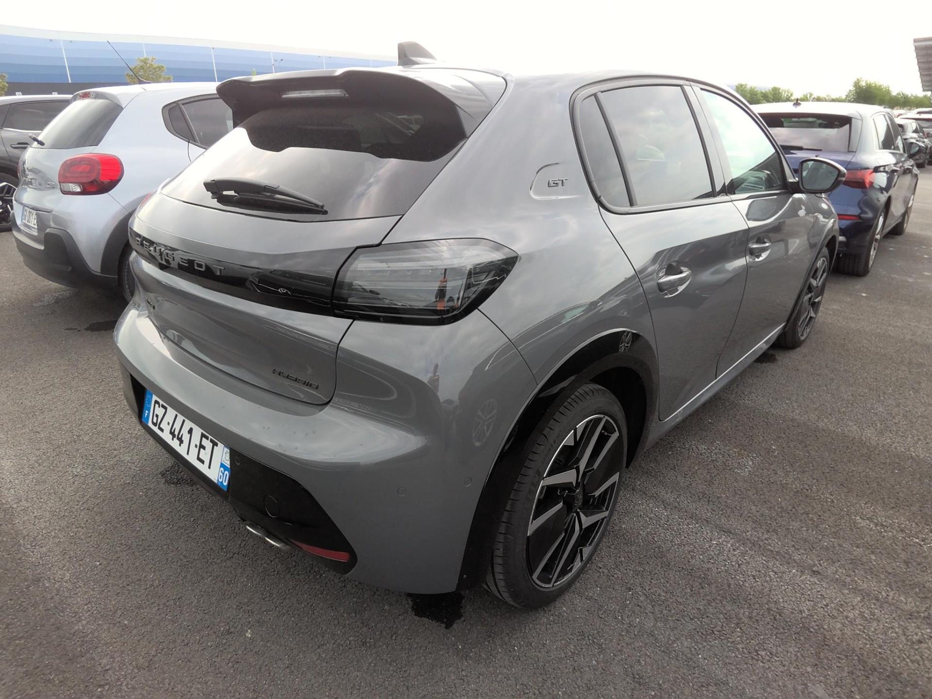 Peugeot 208 Hybrid 136 e-DCS6 GT 2024