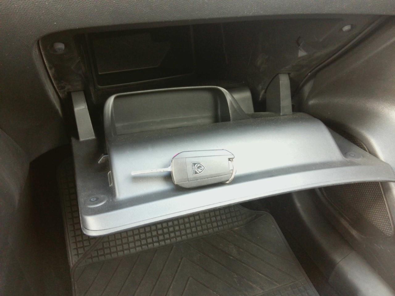 Foto Peugeot 308 8
