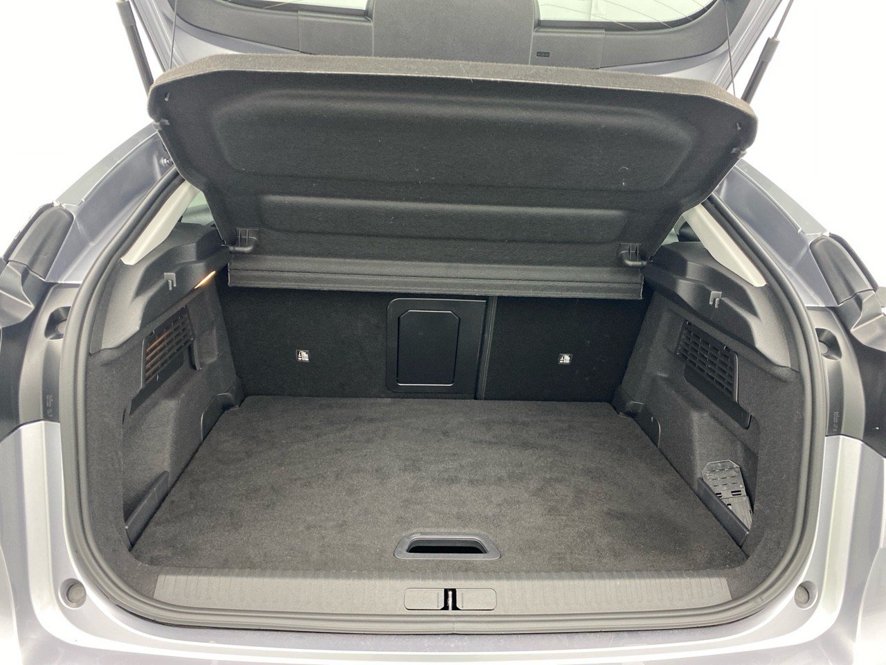 Citroen C4 PureTech 130 S&S EAT8 Shine 2023