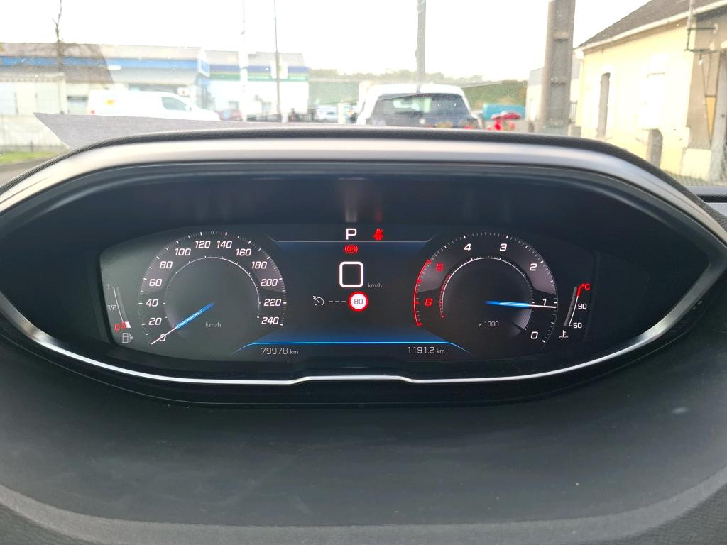 Peugeot 3008 BlueHDi 130ch S&S EAT8 Active Pack 2022