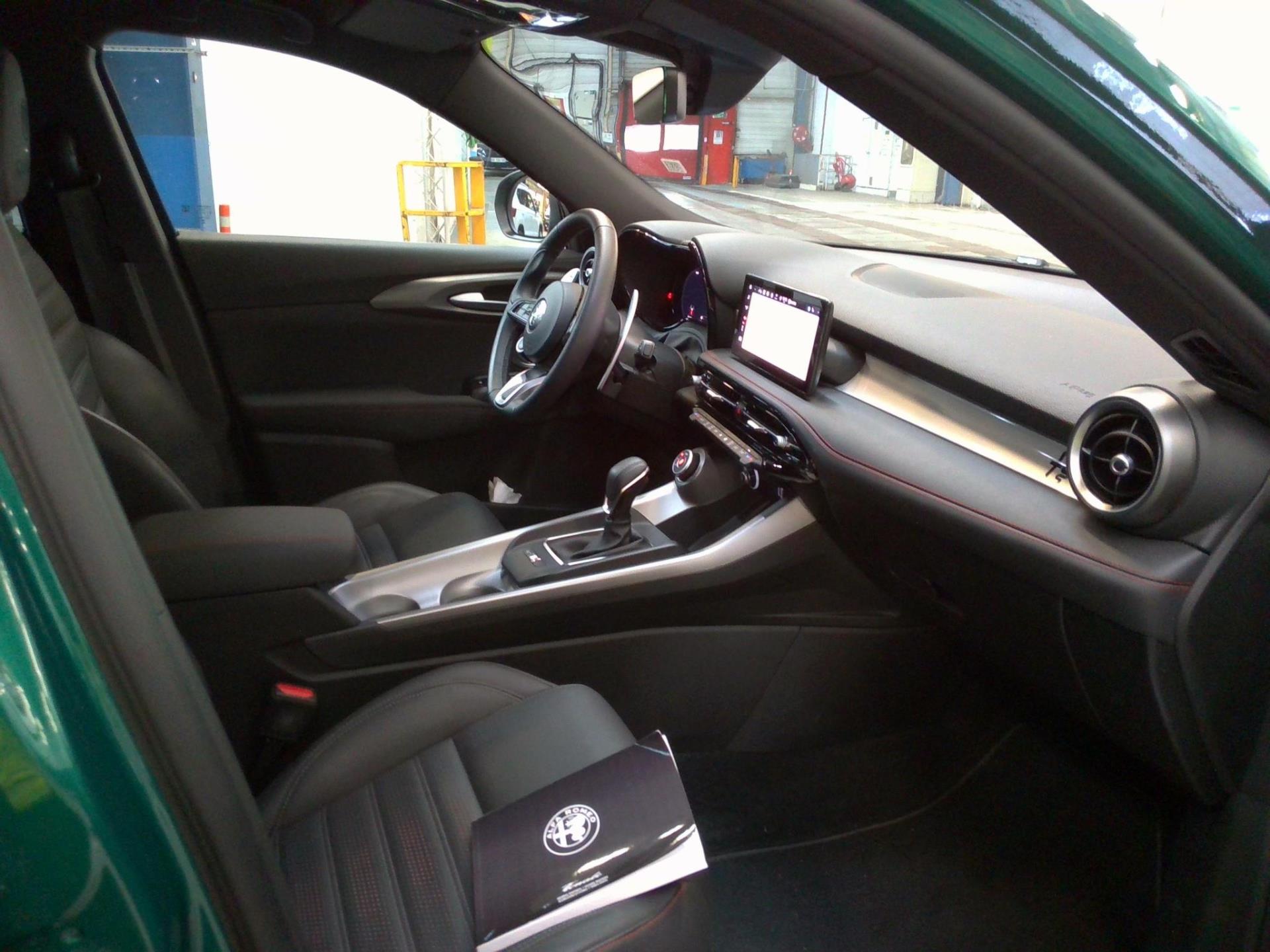 ALFA ROMEO Tonale 1.5 Hybrid 160 ch VGT TCT7 Tributo Italiano 2024