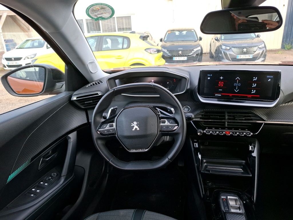 Peugeot 2008 BlueHDi 130 S&S EAT8 Allure Pack 2022
