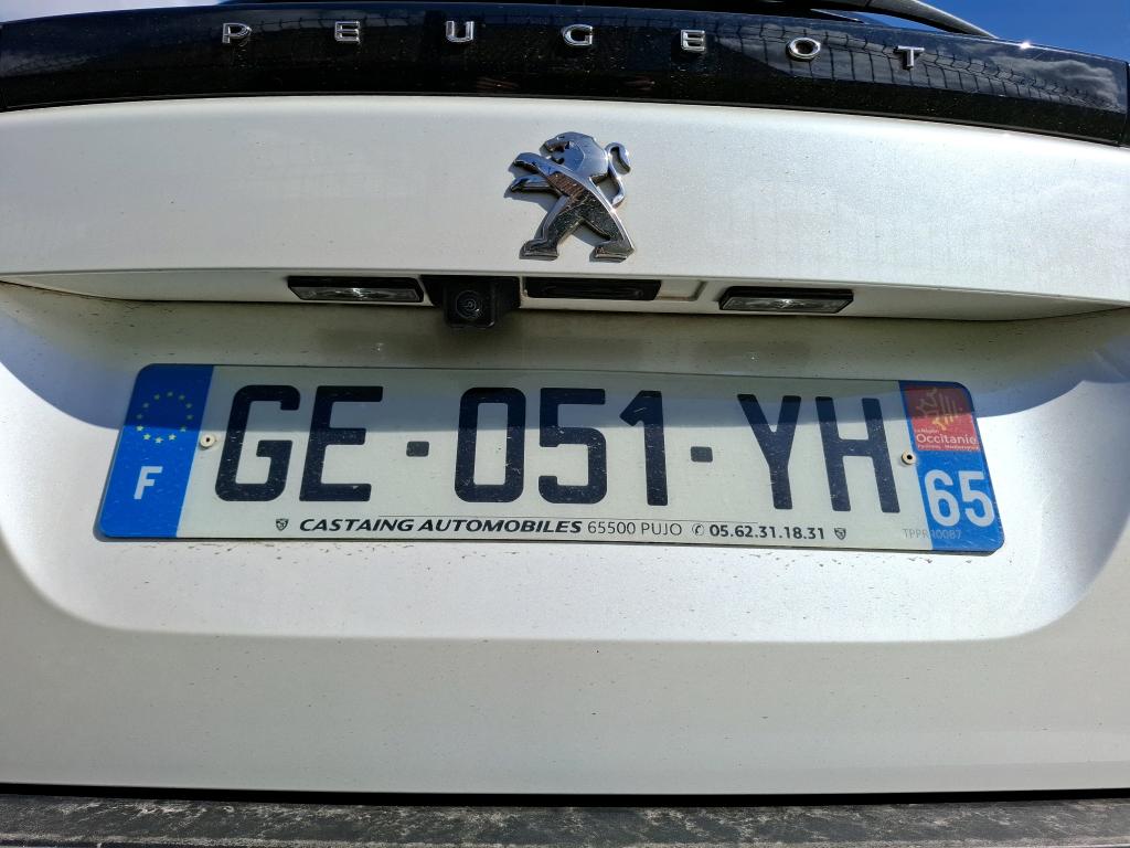 Peugeot 2008 PureTech 130 S&S EAT8 GT 2022