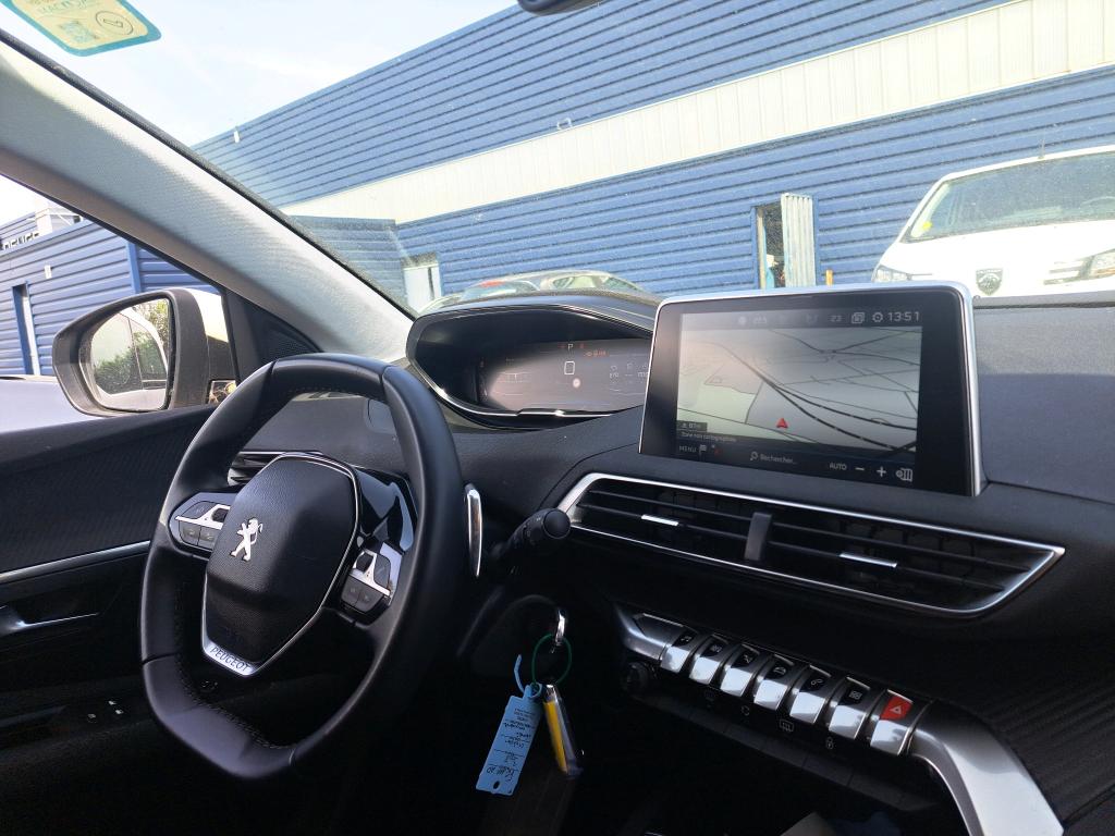 Peugeot 3008 BlueHDi 130ch S&S EAT8 Active Business 2019