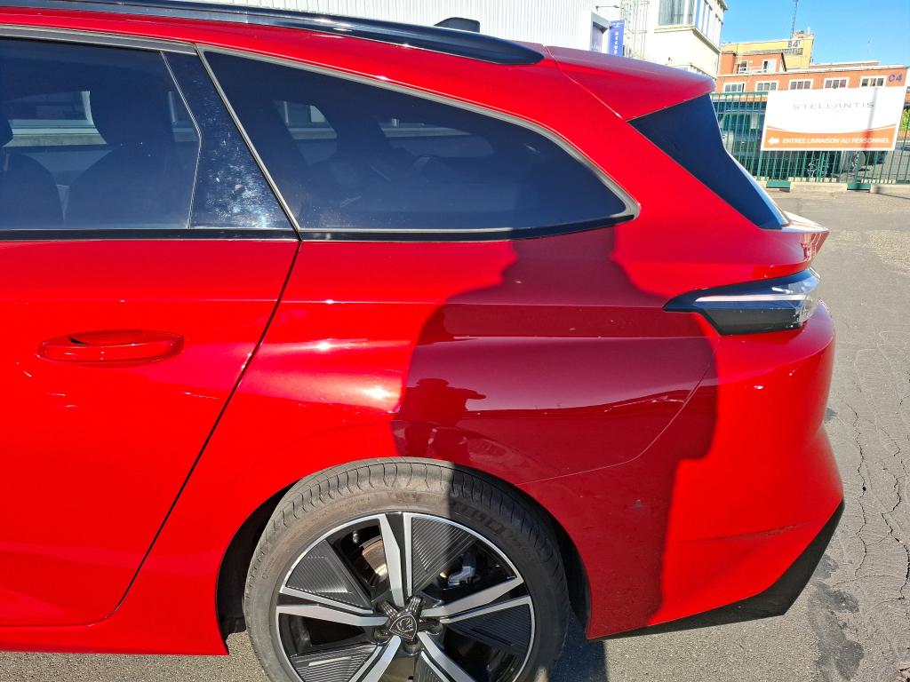 Peugeot 308 SW Hybrid 136 e-DCS6 GT 2024