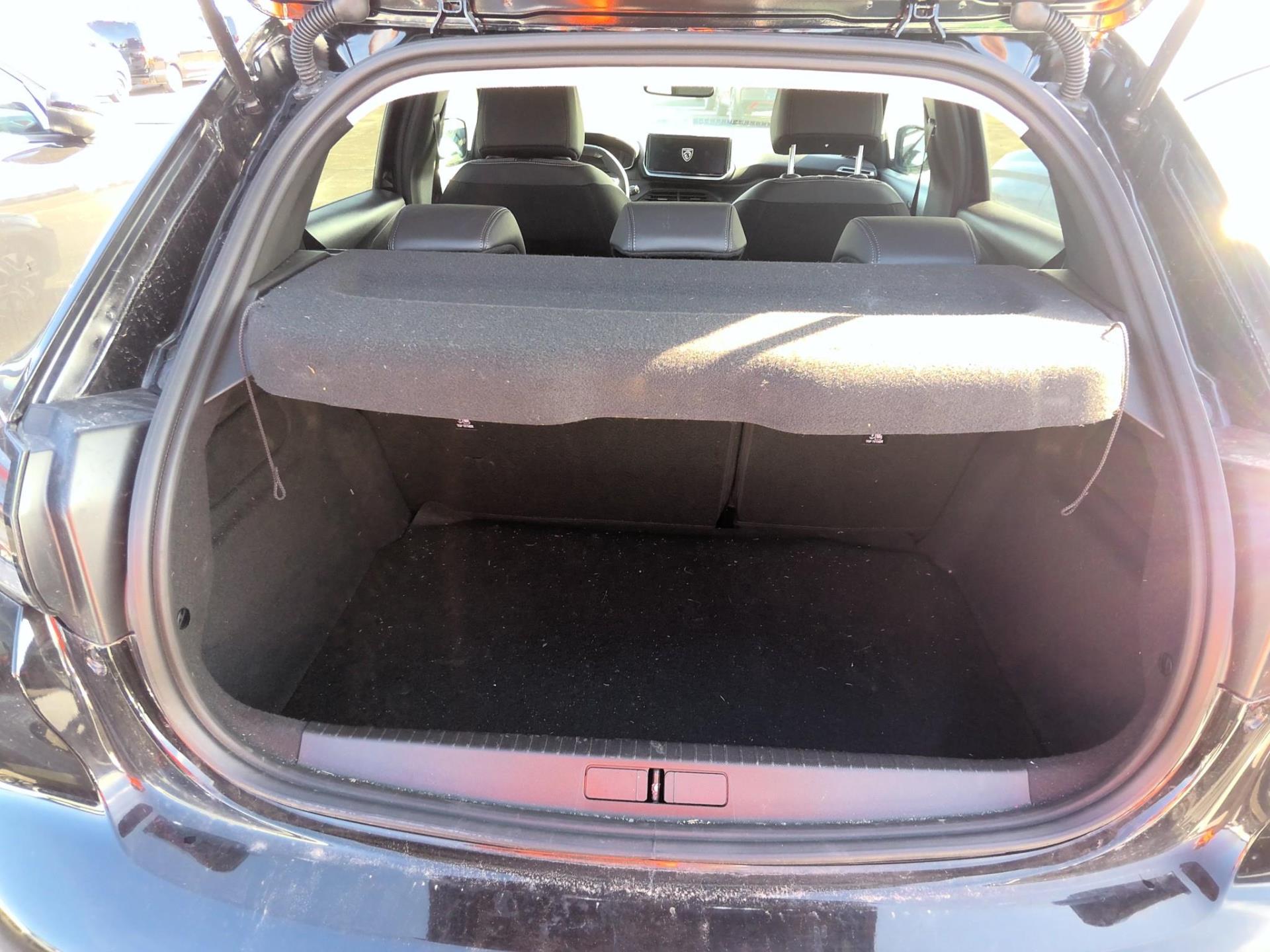 Peugeot 208 Hybrid 100 e-DCS6 Allure 2024