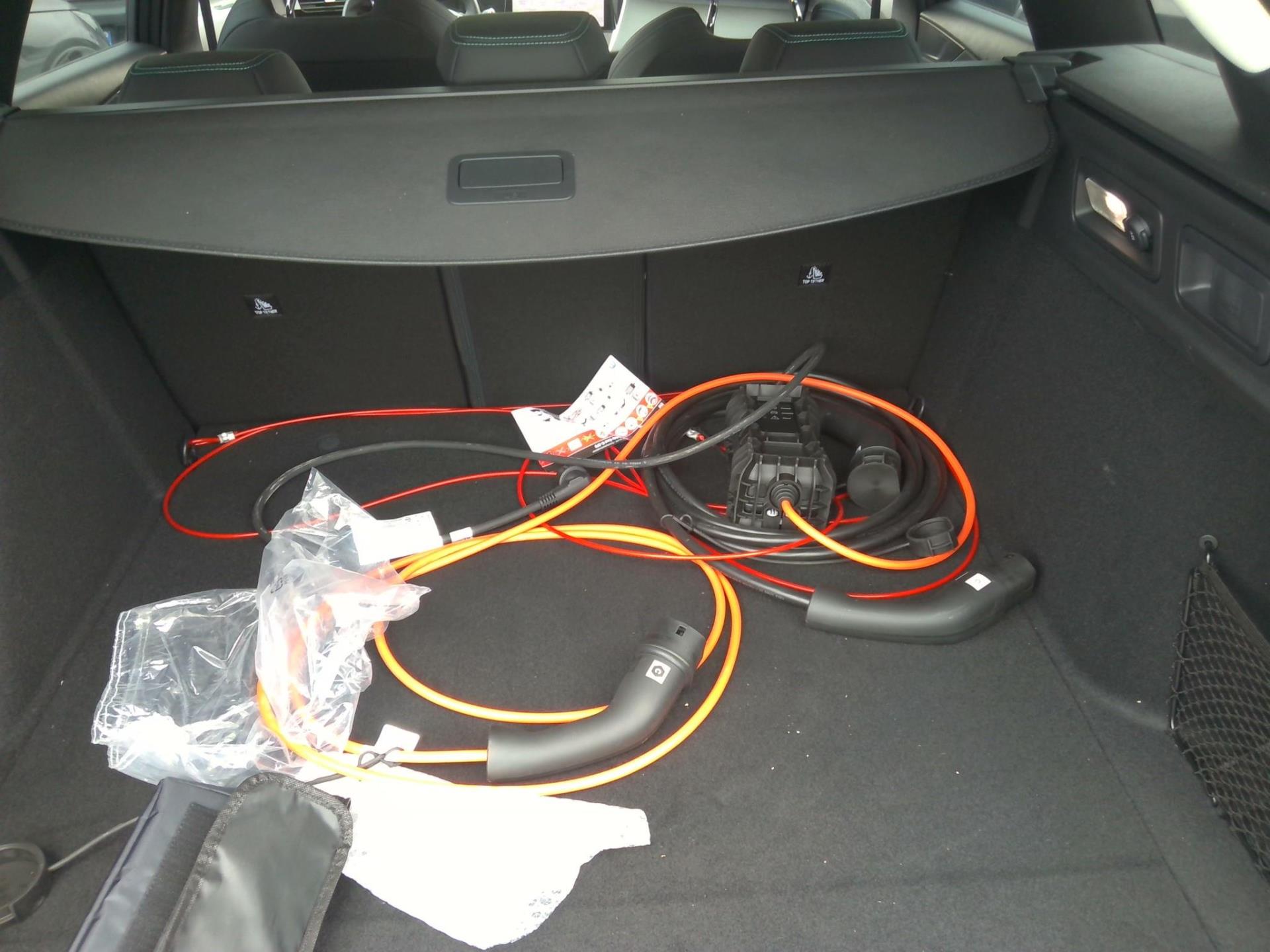 Peugeot 308 SW PHEV 180 e-EAT8 Allure 2024