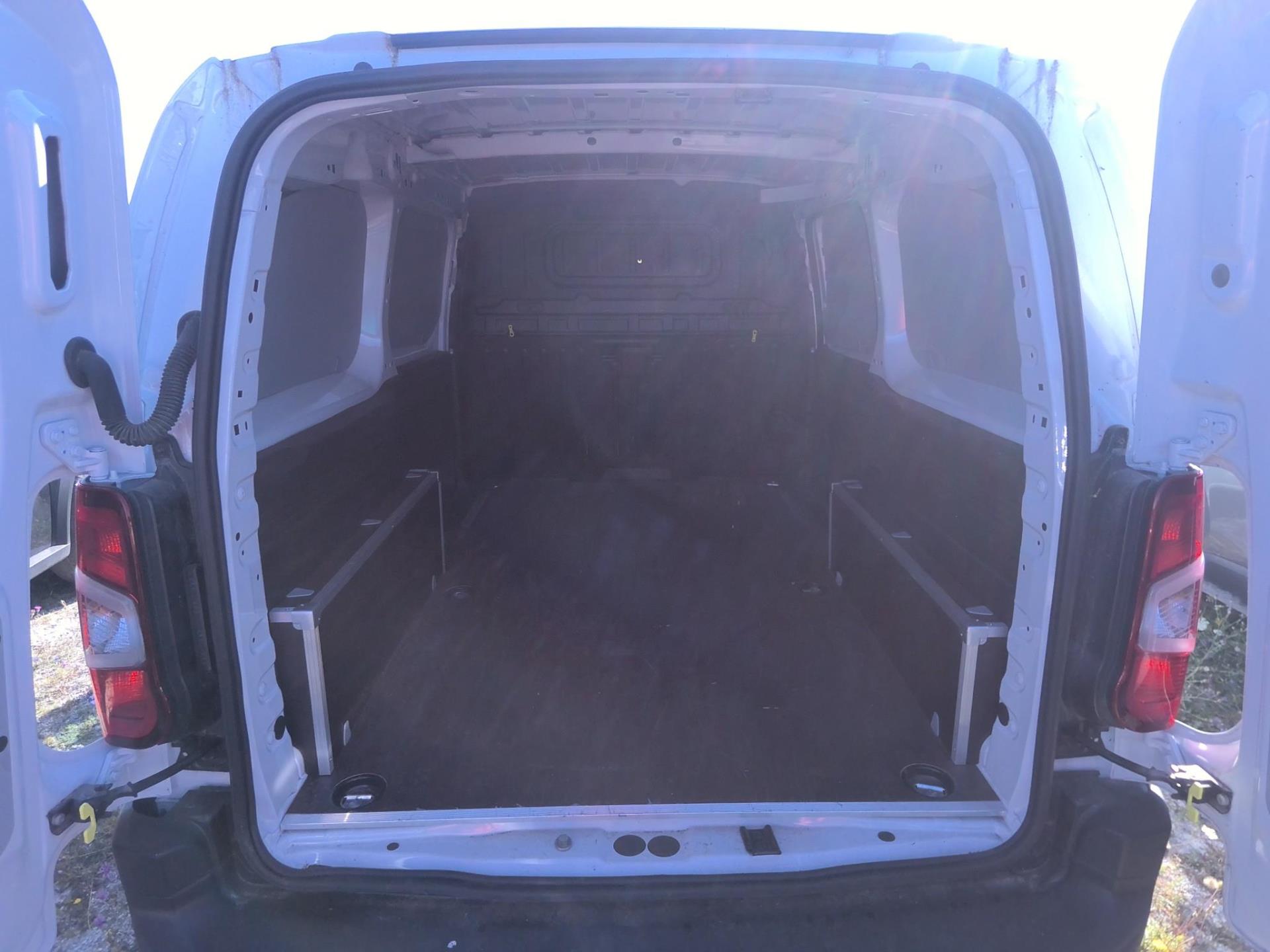 Citroen BERLINGO VAN TAILLE XL 950KG BLUEHDI 100 S&S BVM6  2024