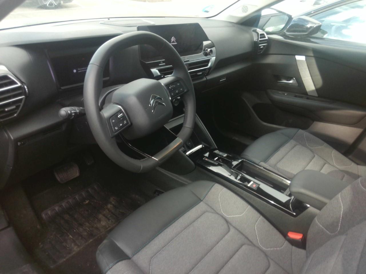 Foto Citroën C4 X 3